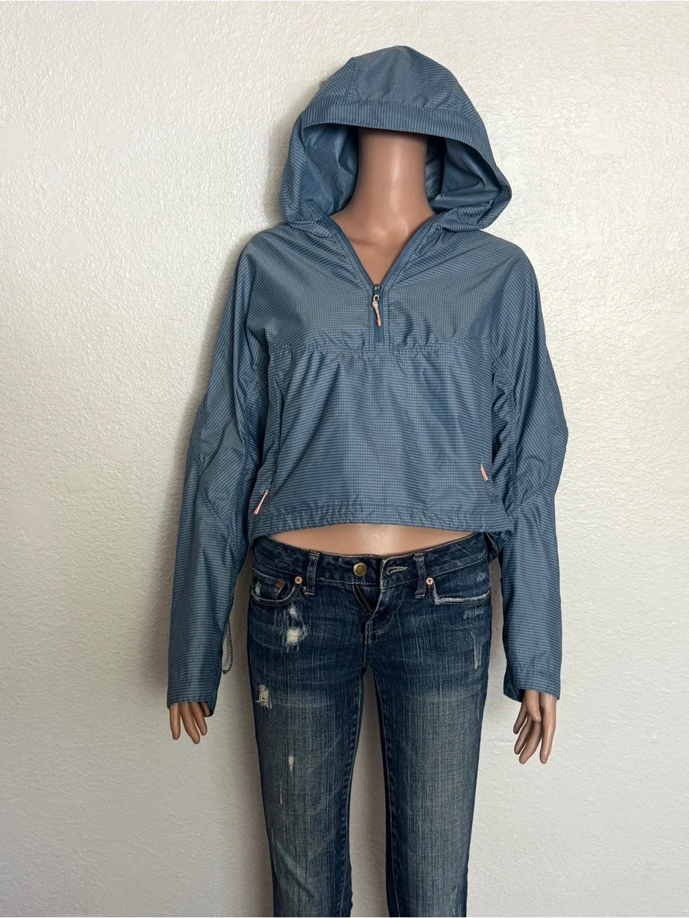 Lululemon Cinch-Back Half-Zip Hiking Pullover Utility Blue sz 6